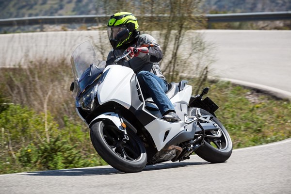 Honda Integra S 2016 Test