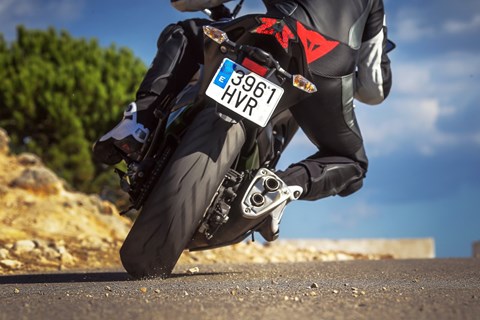 Pirelli Diablo Rosso III Test 2016