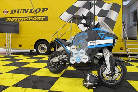 Holländische Studenten planen Erdumrundung mit STORM Pulse