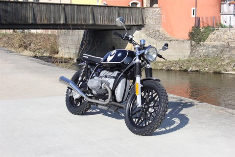 BMW R45 Scrambler-Umbau von Hornig