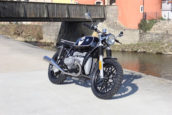 BMW R45 Scrambler-Umbau von Hornig