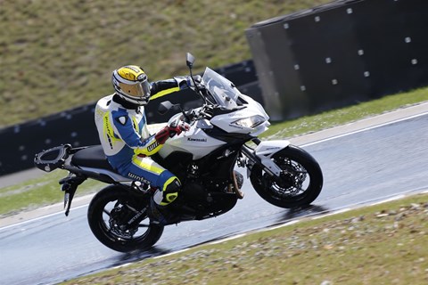 Metzeler Roadtec 01 Test 2016