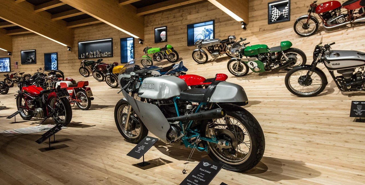 Top Mountain Crosspoint Motorradmuseum