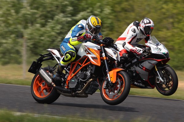 KTM 1290 Super Duke R Pannoniaring 2016 KTM 1290 Super Duke R Pannoniaring 2016