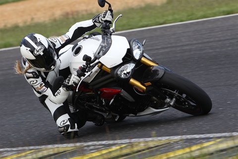 Triumph Speed Triple R Pannoniaring 2016