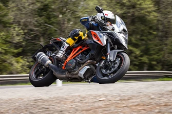 Motorrad-Quartett: KTM 1290 Super Duke GT Test Motorrad-Quartett: KTM 1290 Super Duke GT Test