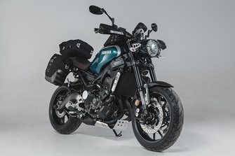 Legend Gear Zubehör von SW-Motech für Yamahas Faster Son XSR900 Legend Gear Zubehör von SW-Motech für Yamahas Faster Son XSR900