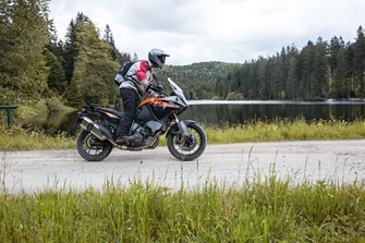 Schottertour: KTM 1050 Adventure Test  2016  Schottertour: KTM 1050 Adventure Test  2016