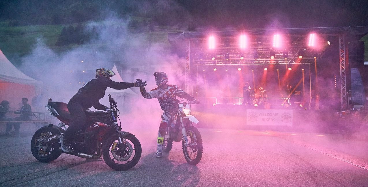 Opus rockt zweites Motorrad-Gipfeltreffen in Ischgl 