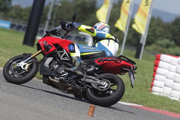 Big-Enduro Melken 2016:  Aprilia Caponord 1200