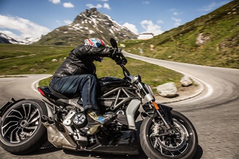 Ducati X Diavel S Test in den Alpen