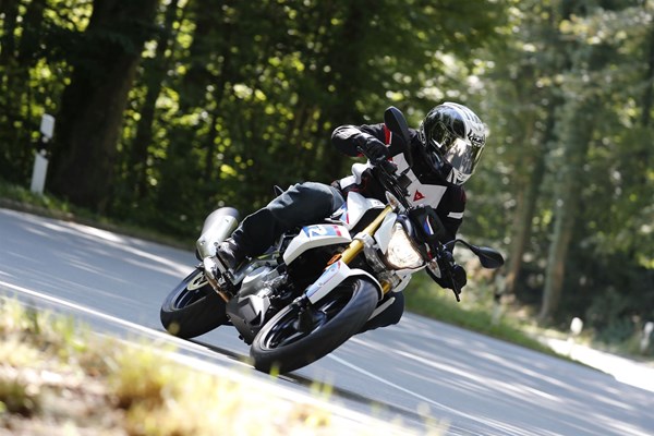 BMW G 310 R Test