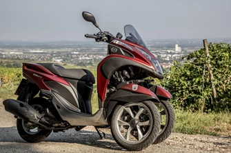 Rollervergleich 2016: Yamaha Tricity Rollervergleich 2016: Yamaha Tricity