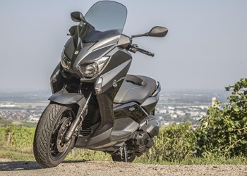 Rollervergleich 2016: YAMAHA XMAX 400 Rollervergleich 2016: YAMAHA XMAX 400