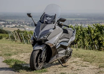 Rollervergleich 2016: YAMAHA TMAX Rollervergleich 2016: YAMAHA TMAX