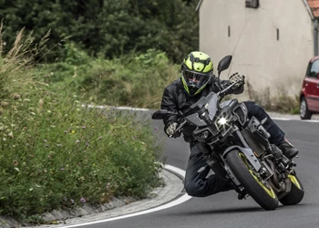 Vierzylinder Power-Naked Bike Vergleich Test 2016 Vierzylinder Power-Naked Bike Vergleich Test 2016