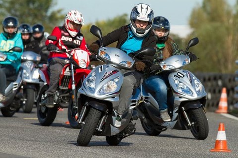 EU Führerschein 2013: Klasse AM