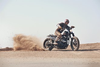Yamaha SCR950 Checkered Scrambler Yamaha SCR950 Checkered Scrambler