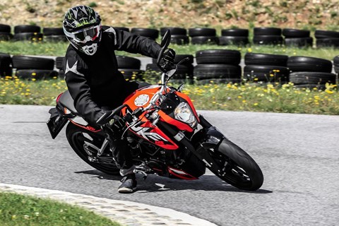 KTM Duke 125 im Jungredakteurstest