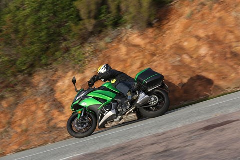 Kawasaki Z1000SX Test 2017 mit Bildergalerie und Video!