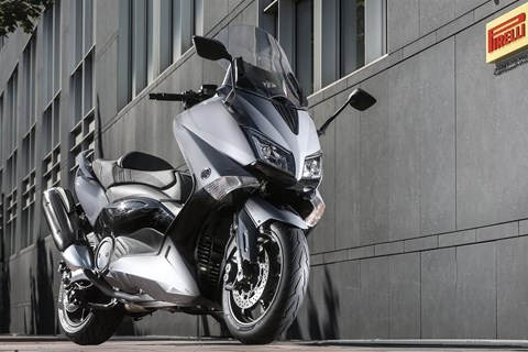 Pirelli präsentiert zwei neue Rollerreifen