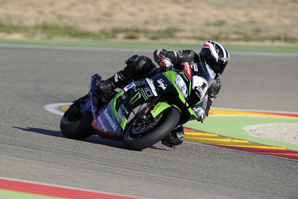 Kawasaki ZX-10 RR 2017 Test