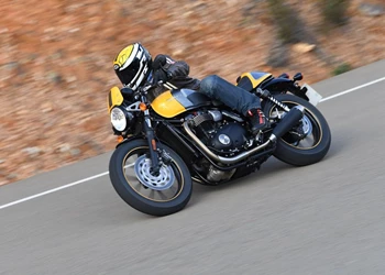 Triumph Street Cup & Street Scrambler Test 2017 Triumph Street Cup & Street Scrambler Test 2017