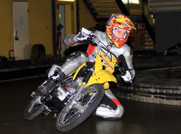 Indoor Motorradtraining mit Roland Resch