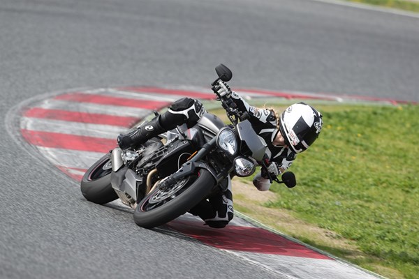 Triumph Street Triple RS Test 2017