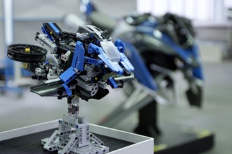 LEGO Technic BMW R 1200 GS Adventure