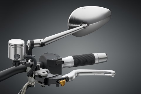 Neue Universalspiegel von Rizoma