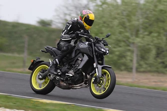 Die neue Yamaha MT-09 im Tracktest Die neue Yamaha MT-09 im Tracktest