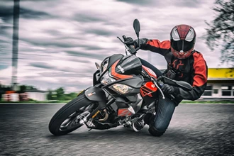 Aprilia Tuono 125 Test Aprilia Tuono 125 Test