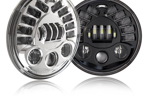 J.W. Speaker bringt ein Kurvenlicht mit EG- und DOT-Zulassung