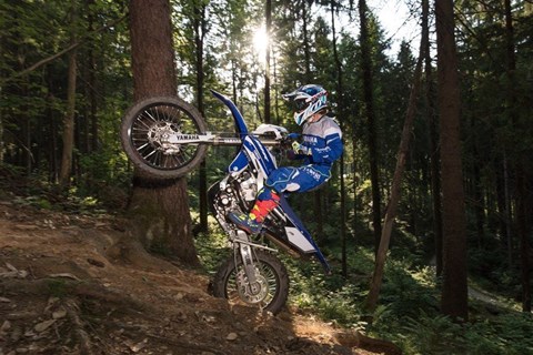 Yamaha stellt die neuen WR450F und WR250F Enduro GP-Modelle vor Yamaha stellt die neuen WR450F und WR250F Enduro GP-Modelle vor