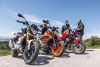 Vergleich: BMW G 310 R vs. Honda CB 500 F vs. KTM 390 Duke Vergleich: BMW G 310 R vs. Honda CB 500 F vs. KTM 390 Duke