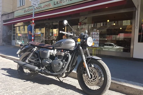 Triumph T120 Black im harten Praxistest Triumph T120 Black im harten Praxistest