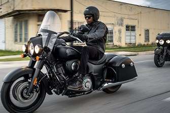 Indian startet 2018 mit neuen und umfassend aufgewerteten Bikes Indian startet 2018 mit neuen und umfassend aufgewerteten Bikes