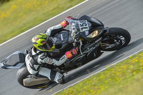 Dunlop GP Racer D212 im Test