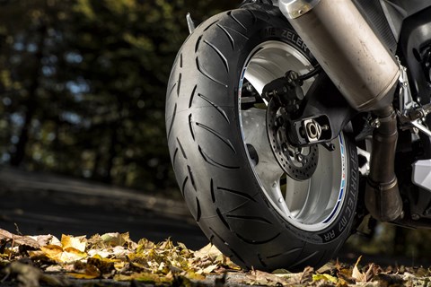 METZELER SPORTEC M7 RR überzeugt „MO“