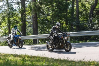 Suzuki GSX-S 750 vs. GSR 750 Test 2017 Suzuki GSX-S 750 vs. GSR 750 Test 2017