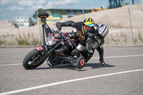 Schräglagentraining bei Fahrschule Mannhard