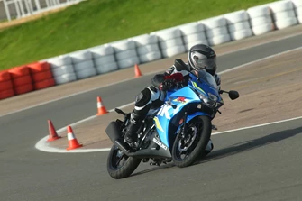 Suzuki GSX-R 125 Test 2017 Suzuki GSX-R 125 Test 2017