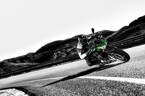 Neue Kawasaki Z900 für A2-Führerschein Fahrer enthüllt