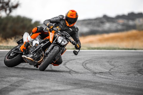 KTM 790 Duke Battle - Du fährst mit!