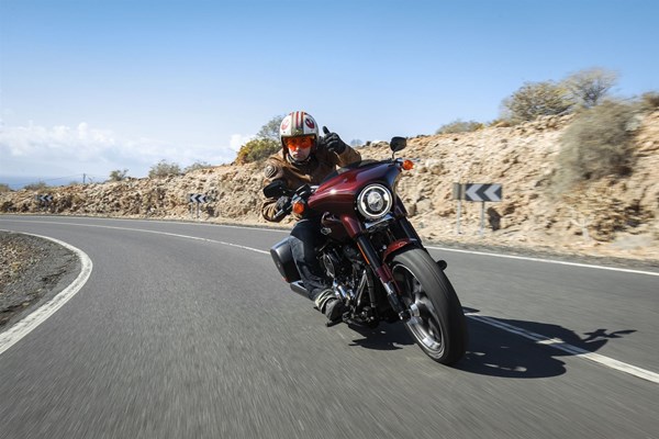 Harley-Davidson Sport Glide Test 2018