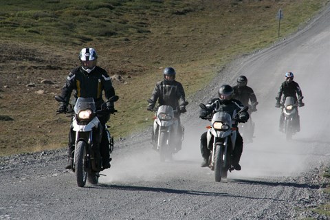 Entdecke Island mit touren & testen