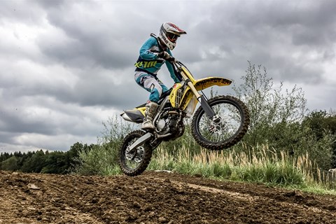 Testbericht SUZUKI RM-Z 250 MY 2018 