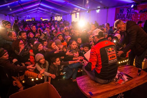 Dakar-Sieger Walkner im Heimatort gefeiert