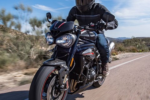 TRIUMPH feiert den Saisonbeginn mit der neuen Speed Triple